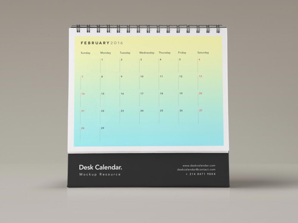 Modern Desk Calendar Mockup