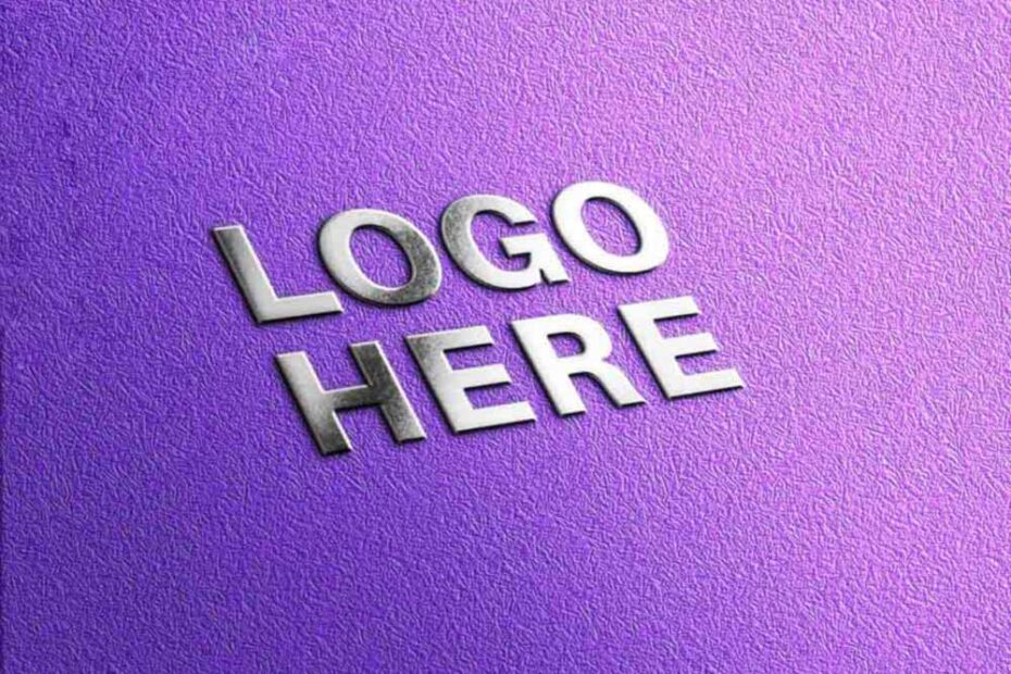 Free Metallic Shine Logo Mockup