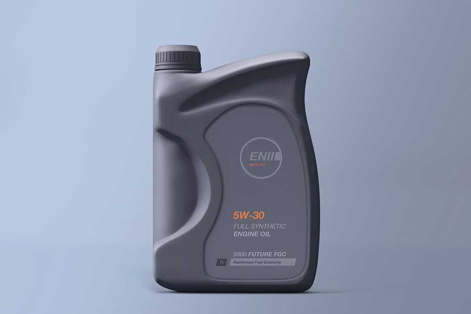 Free Engine Oil Bottle Mockup